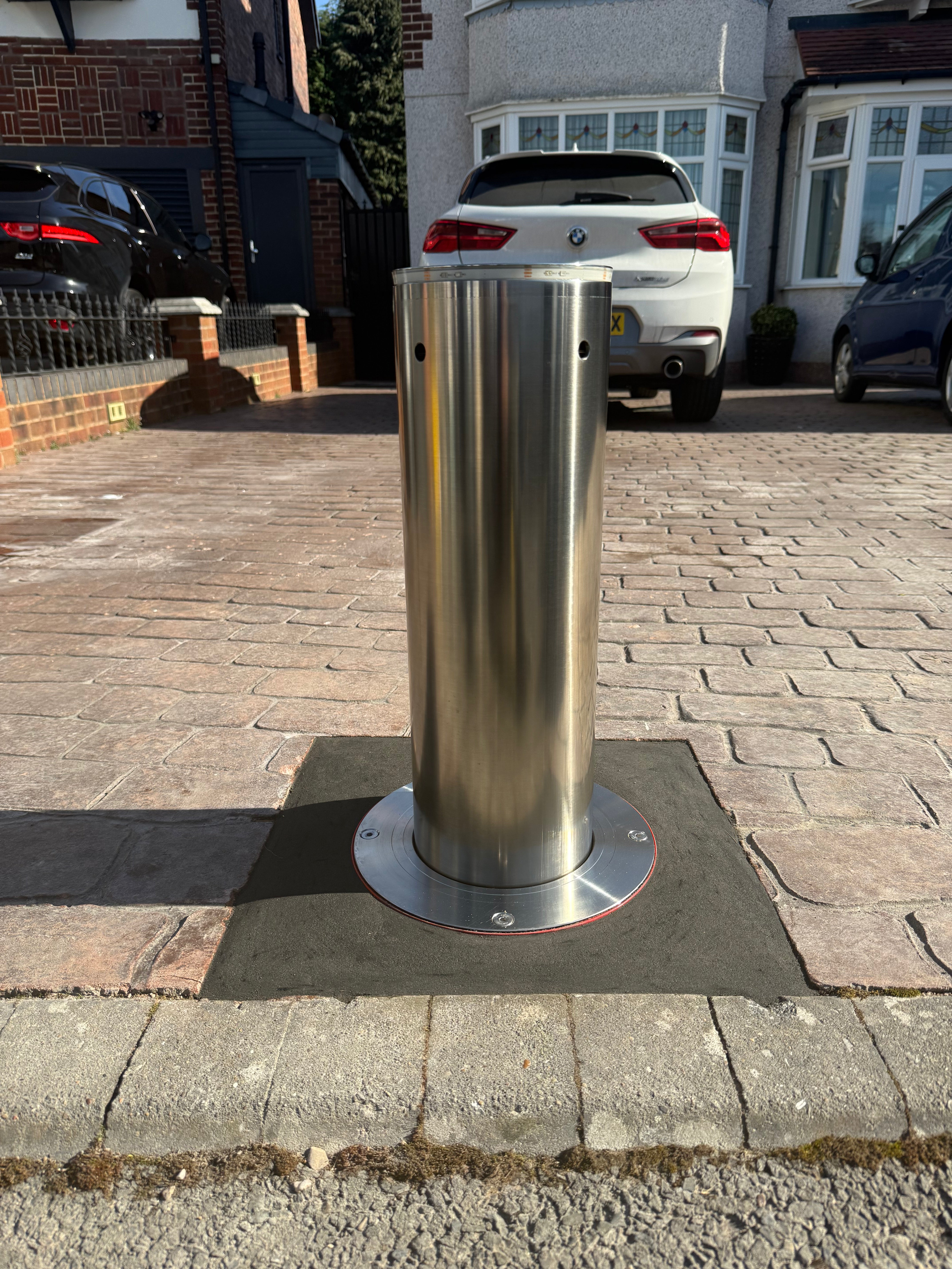 Automatic Security Bollards